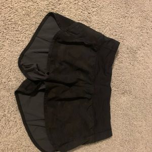 LULULEMON SHORTS!!